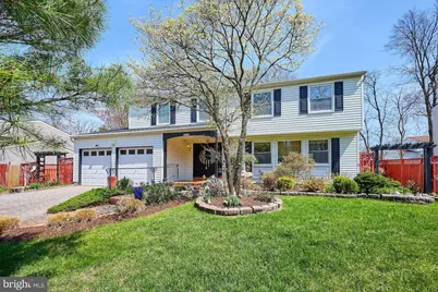 7307 Sterling Grove Drive, Springfield, VA 22150 - Photo 3