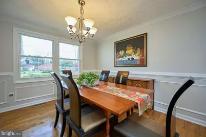 7307 Sterling Grove Drive, Springfield, VA 22150 - Photo 15