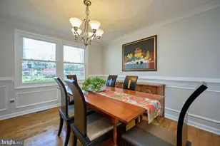 7307 Sterling Grove Dr, Springfield, VA 22150 - Photo 15