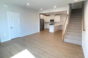 13502 Sayward Blvd, Herndon, VA 20171 - Photo 9