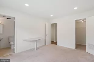 11606 Vantage Hill Rd, Reston, VA 20190 - Photo 17