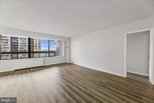 3701 S George Mason Dr, Falls Church, VA 22041 - Photo 5
