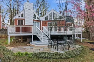 7607 Burnside Ct, Falls Church, VA 22043 - Photo 5