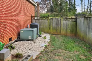 7607 Burnside Ct, Falls Church, VA 22043 - Photo 69