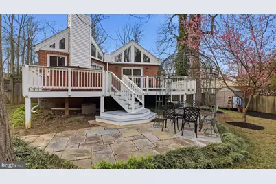 7607 Burnside Court, Falls Church, VA 22043 - Photo 3