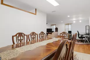 7607 Burnside Ct, Falls Church, VA 22043 - Photo 19