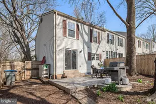 10125 Sassafras Woods Ct, Burke, VA 22015 - Photo 31