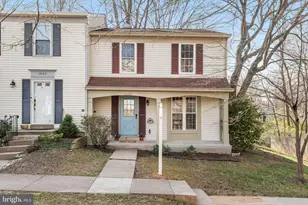 10125 Sassafras Woods Ct, Burke, VA 22015 - Photo 1