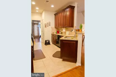 12176 Bridgend Run, Fairfax, VA 22030 - Photo 5