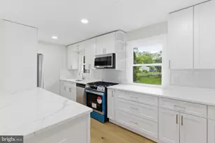 4312 Lees Corner Rd, Chantilly, VA 20151 - Photo 11