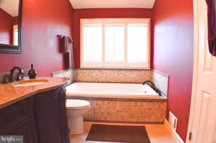 7027 Bentley Mill Pl, Alexandria, VA 22315 - Photo 15