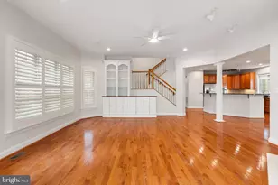 9185 Topaz St, Fairfax, VA 22031 - Photo 13