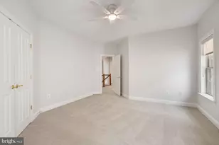 9185 Topaz St, Fairfax, VA 22031 - Photo 37