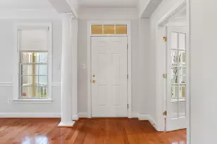 9185 Topaz St, Fairfax, VA 22031 - Photo 3