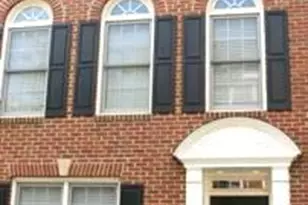 1601 Leeds Castle Dr, Vienna, VA 22182 - Photo 1