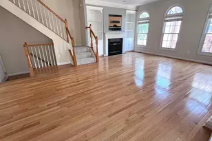 1601 Leeds Castle Dr, Vienna, VA 22182 - Photo 7