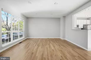 14300 Montverd Ct, Centreville, VA 20121 - Photo 7