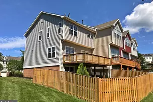 14300 Montverd Ct, Centreville, VA 20121 - Photo 3