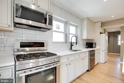 3923 Forest Grove Drive, Annandale, VA 22003 - Photo 9