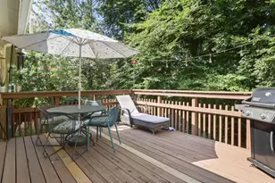 6206 Erman Ct, Burke, VA 22015 - Photo 9