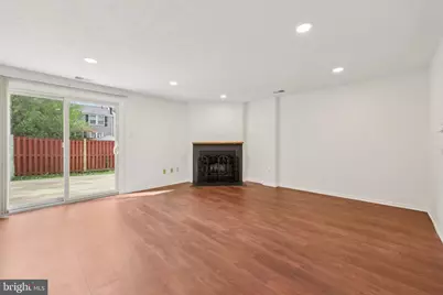 14603 Cheverly Court, Centreville, VA 20120 - Photo 9