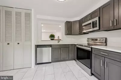 14603 Cheverly Court, Centreville, VA 20120 - Photo 17