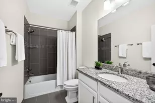 151 Center S, Vienna, VA 22180 - Photo 45