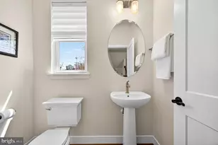 151 Center S, Vienna, VA 22180 - Photo 19