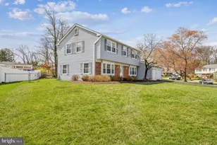 13140 Madonna Ln, Fairfax, VA 22033 - Photo 3