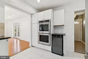 13140 Madonna Ln, Fairfax, VA 22033 - Photo 13