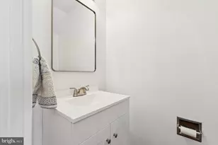 13140 Madonna Ln, Fairfax, VA 22033 - Photo 25