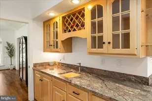 532 Walker Rd, Great Falls, VA 22066 - Photo 29