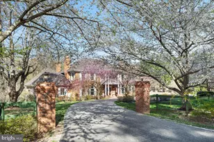 532 Walker Rd, Great Falls, VA 22066 - Photo 7