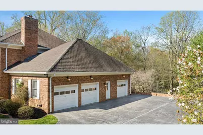 532 Walker Rd, Great Falls, VA 22066 - Photo 77