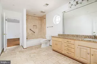 532 Walker Rd, Great Falls, VA 22066 - Photo 55