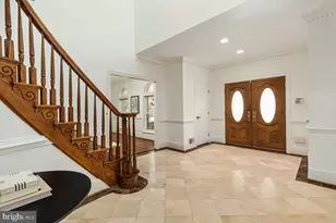 532 Walker Rd, Great Falls, VA 22066 - Photo 7