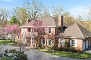 532 Walker Rd, Great Falls, VA 22066 - Photo 1