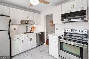 7417 Rhondda Dr, Lorton, VA 22079 - Photo 7