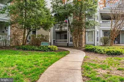 13058 Autumn Woods Way #105, Fairfax, VA 22033 - Photo 3