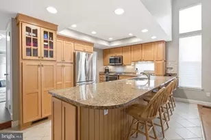 6126 Rockwell Ct, Burke, VA 22015 - Photo 5