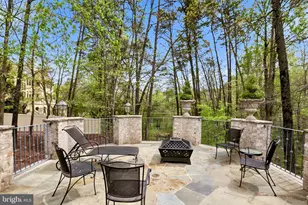 606 Kentland Dr, Great Falls, VA 22066 - Photo 53