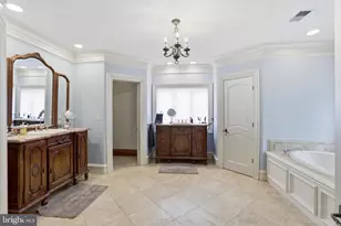 606 Kentland Dr, Great Falls, VA 22066 - Photo 27