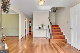 714 Old Hunt Way, Herndon, VA 20170 - Photo 5