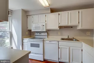 2133 Whisper Way, Reston, VA 20191 - Photo 11