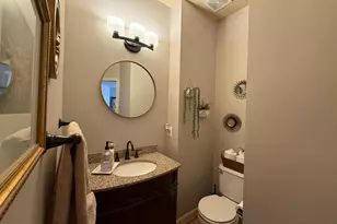 2142 Capstone Cir, Herndon, VA 20170 - Photo 19