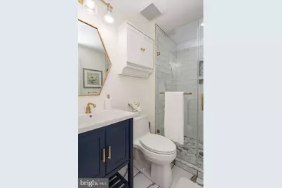 5756 Walnut Wood Ln Lane, Burke, VA 22015 - Photo 7