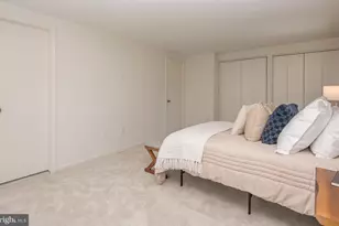 5756 Walnut Wood Ln Ln, Burke, VA 22015 - Photo 25