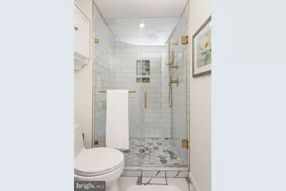 5756 Walnut Wood Ln Lane, Burke, VA 22015 - Photo 11