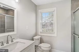 3010 Steven Martin Dr, Fairfax, VA 22031 - Photo 87