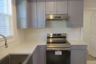 3010 Steven Martin Dr, Fairfax, VA 22031 - Photo 35